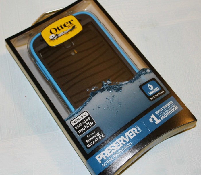 otterbox700x612 Hustle Mom Repeat