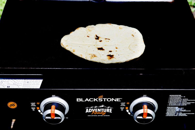 how to make pizza on the blackstone